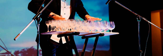 Концерт «Концерт при свечах: От Баха до Scorpions. Стеклянная арфа, орган, голос»